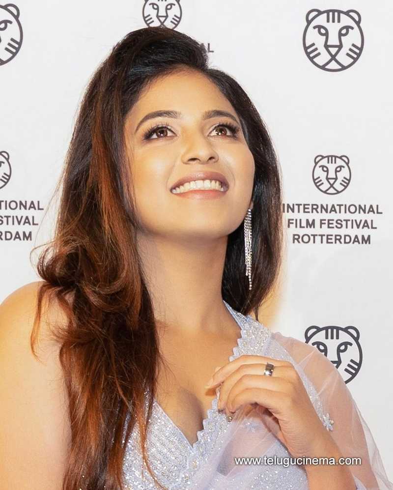 anjali stills 13022400000003
