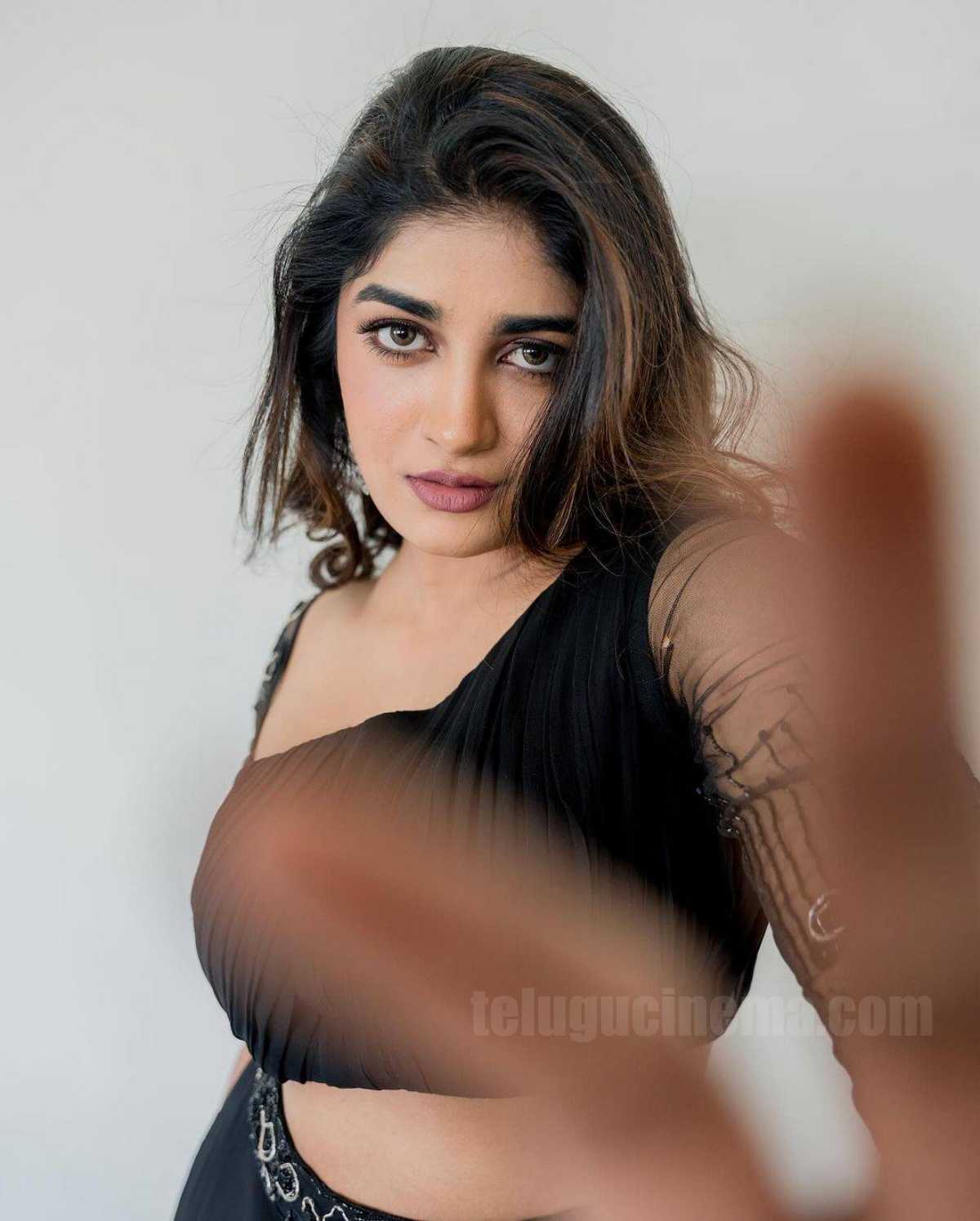 Dimple Hayathi