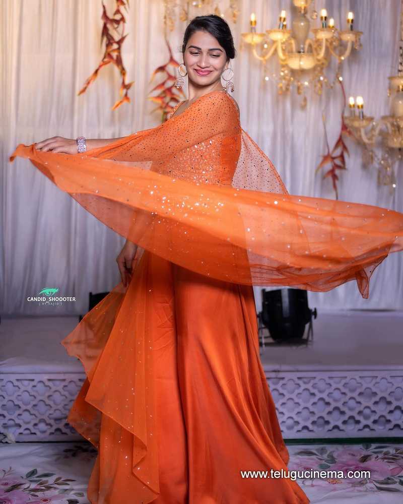 inaya stills 29022400000003