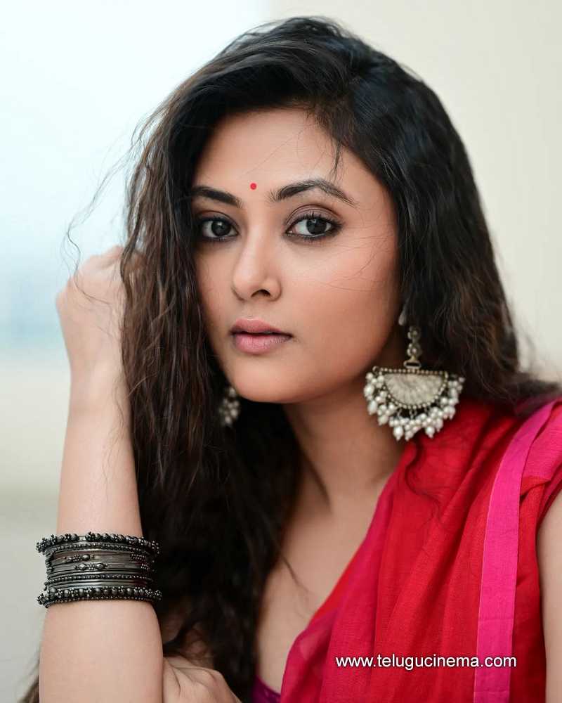 megha stills 27022400000003