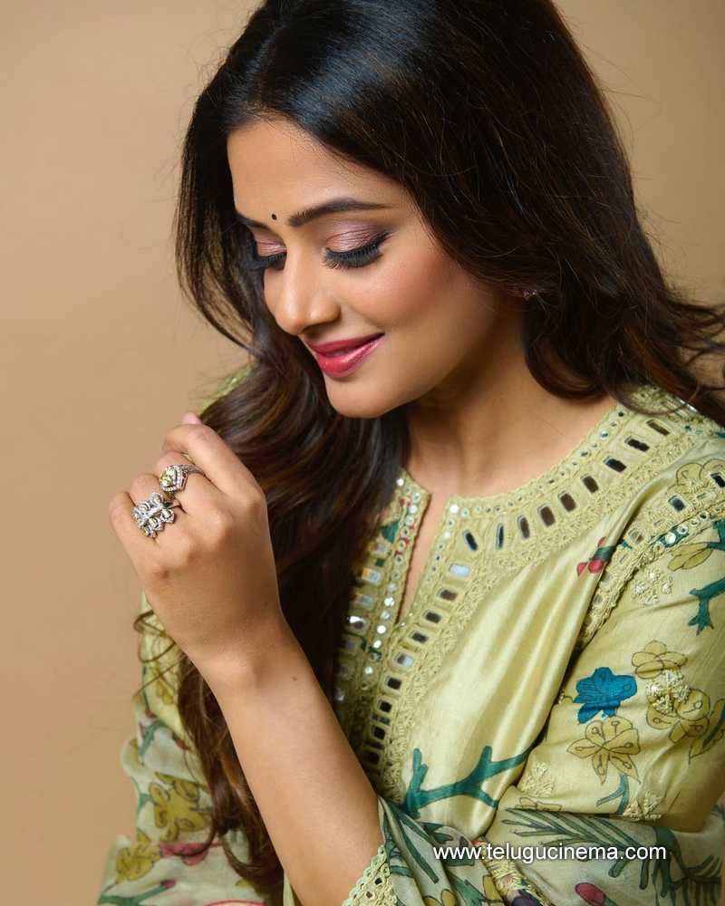 Telugu Artist Bhavana Blue Salwar - Indian Dresses