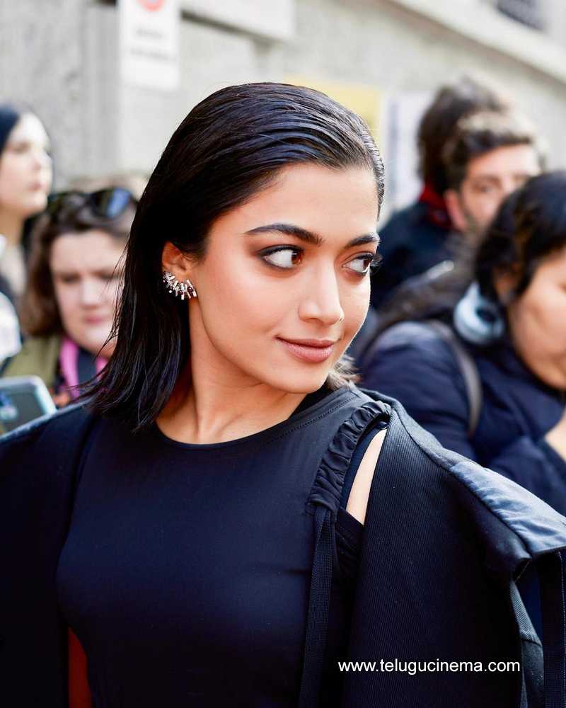 rashmika stills 22022400000003