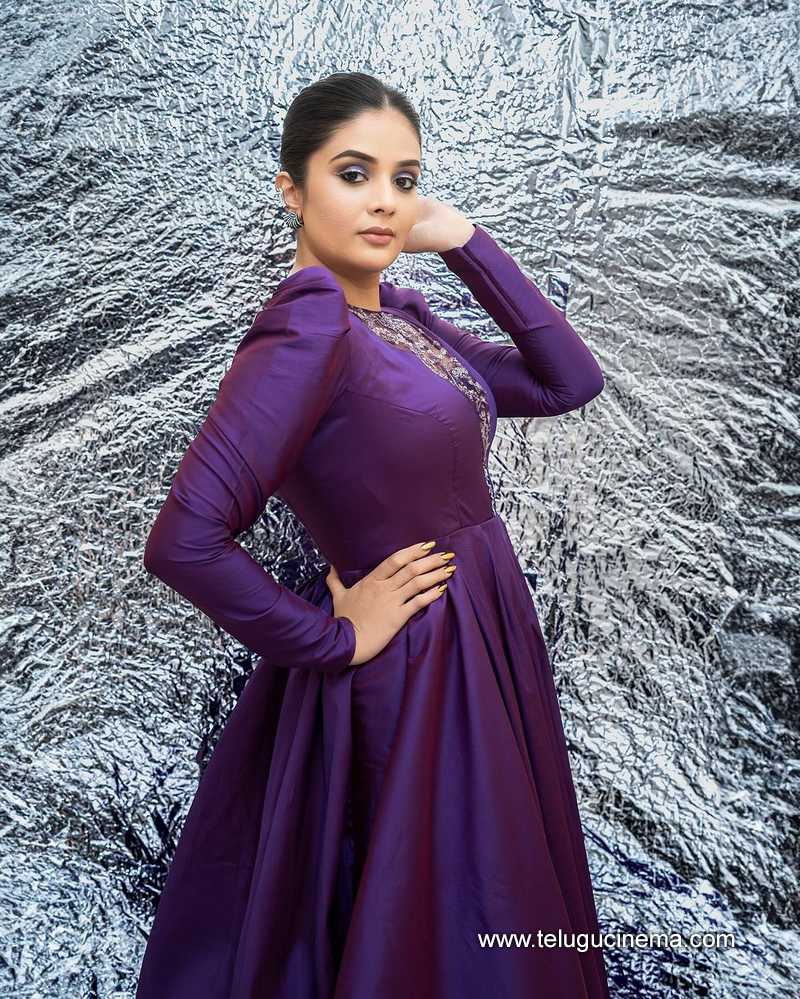 sreemukhi stills 26022400000007
