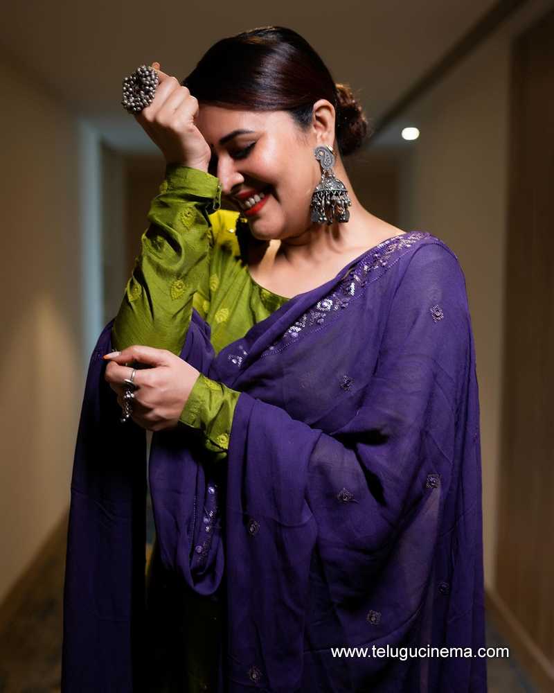 anasuya stills 28032400000003