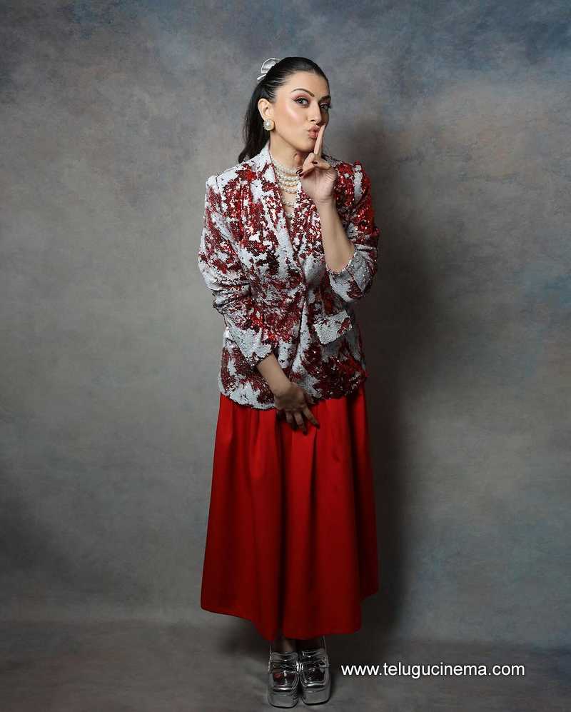 hansika stills 01032400000005