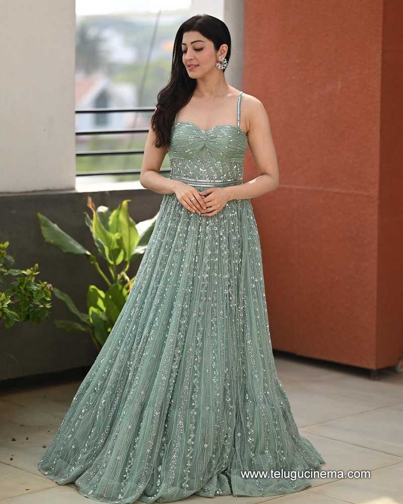pranita stills 01032400000004 1