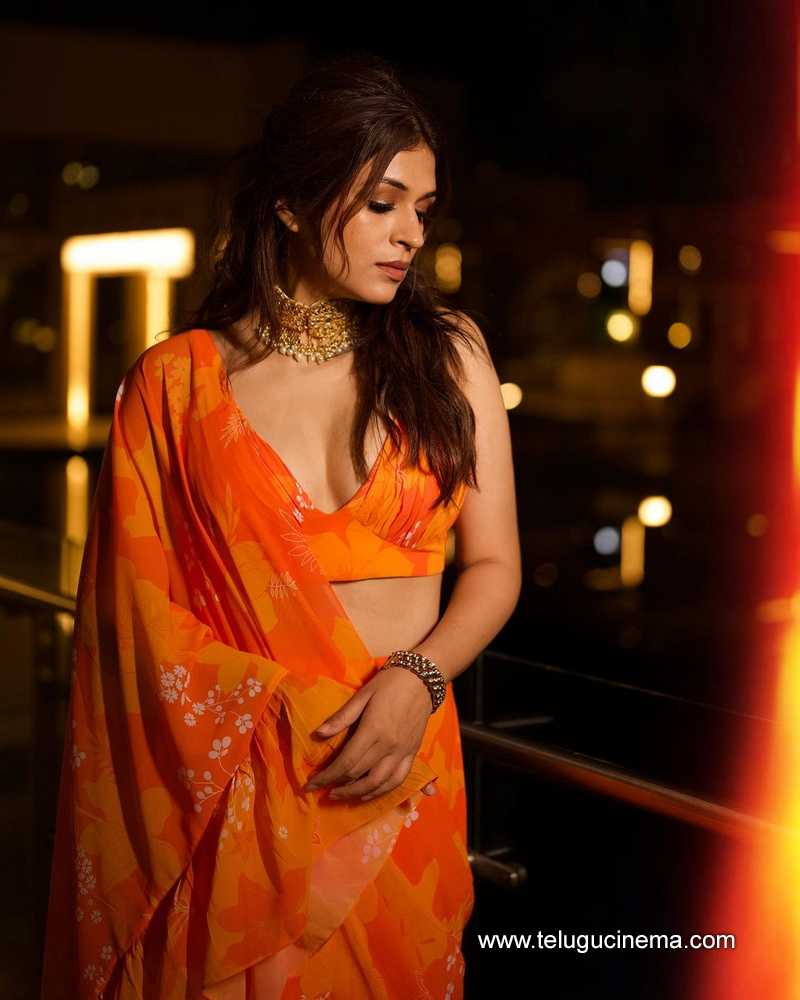 shraddhadas stills 02032400000002