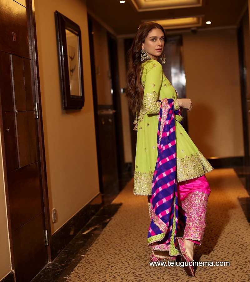 atidirao stills 110424 06