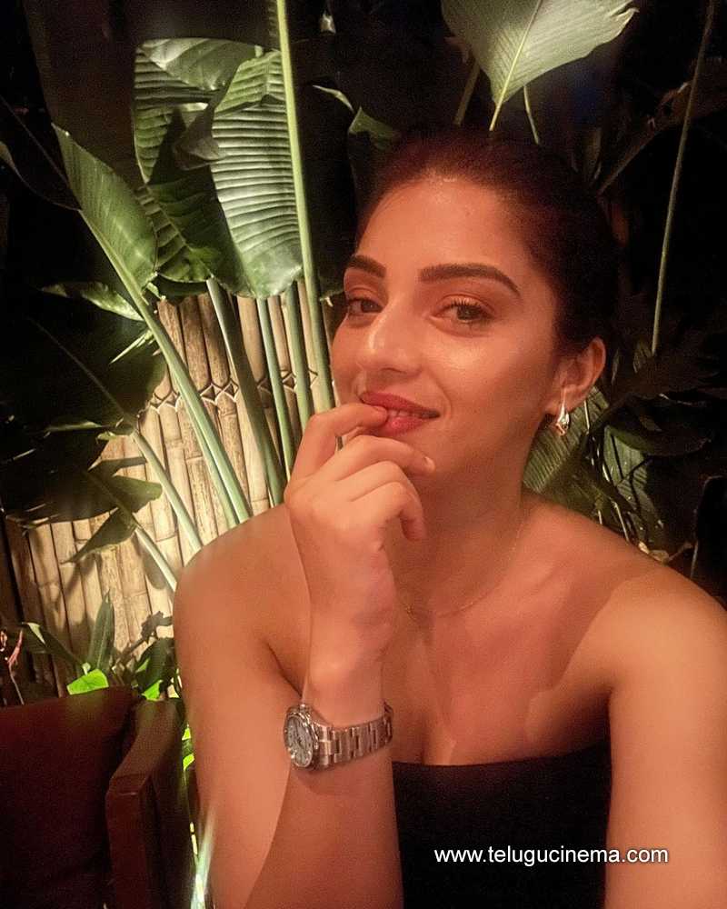 mehreeen stills 260424 05