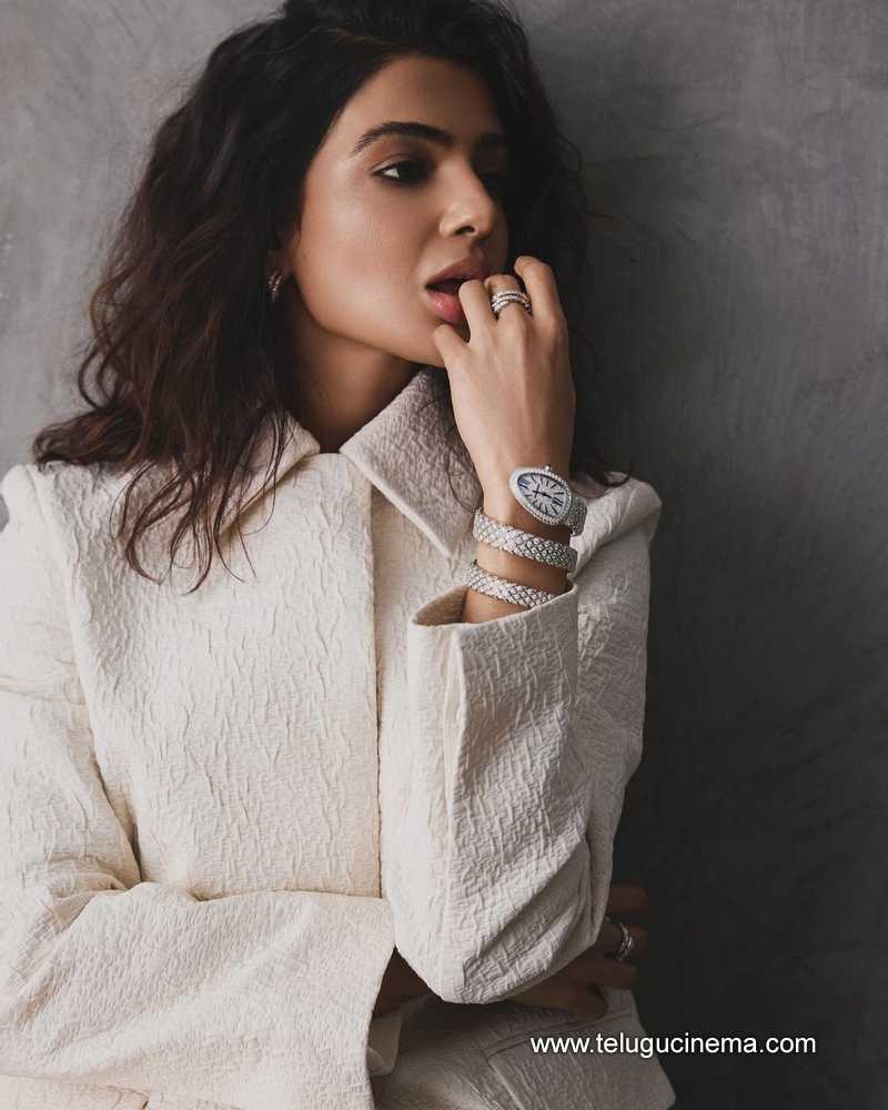 samantha stills 170424 02