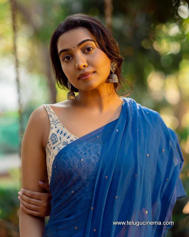 shivathmika stills 220424 08