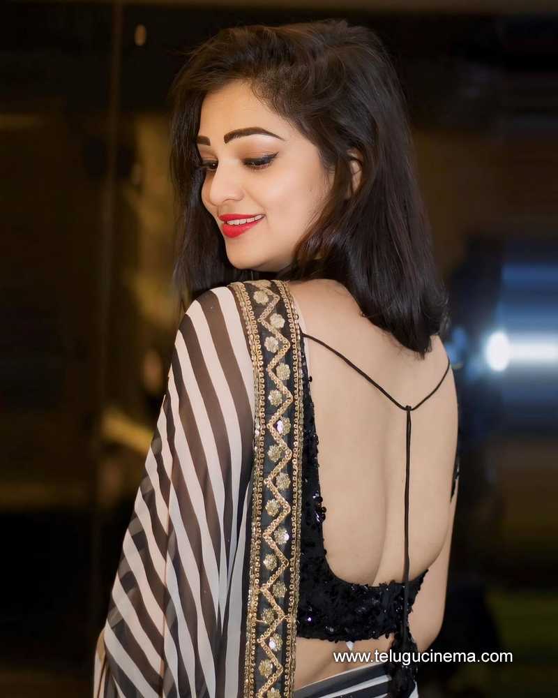 aswini stills 140524 04
