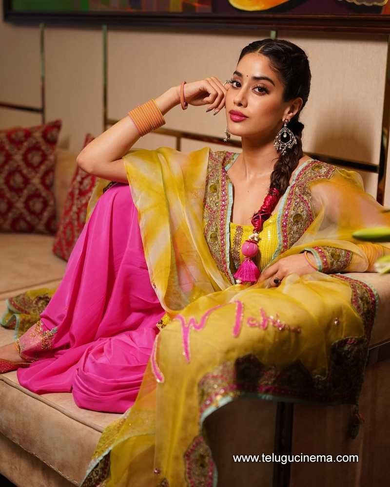 jahnvikapoor stills 280524 05 1