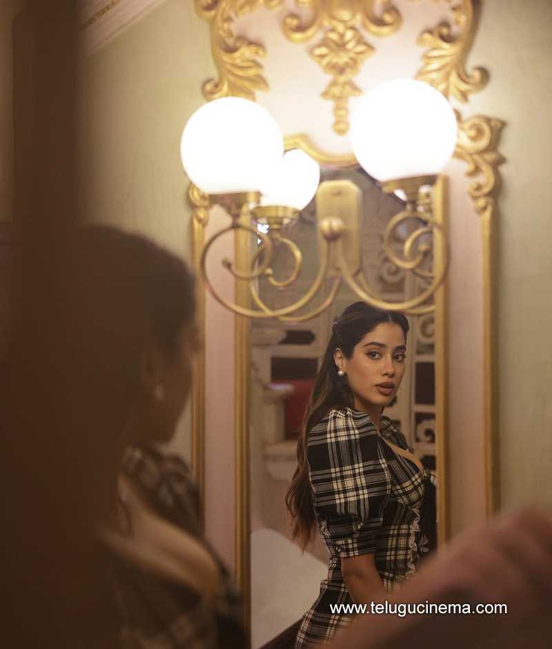 janvikapoor stills 020524 06