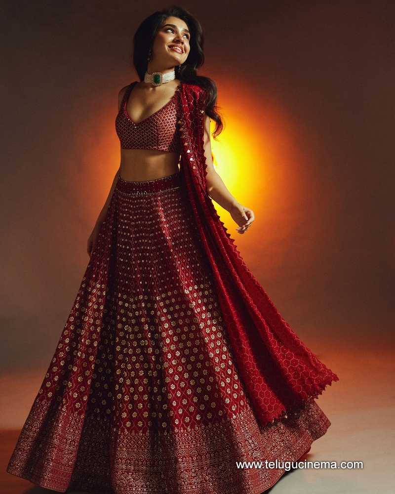 kritishetty stills 220524 07