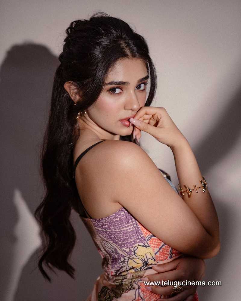kritishetty stills 310524 03