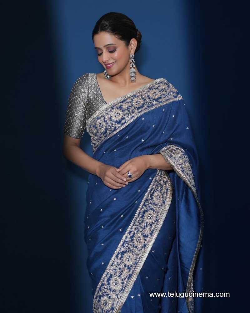 priyamani stills 030524 02