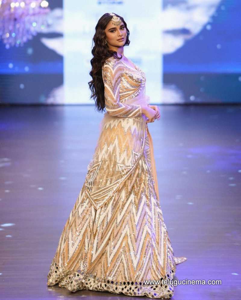 saieemanjeer stills 220524 02