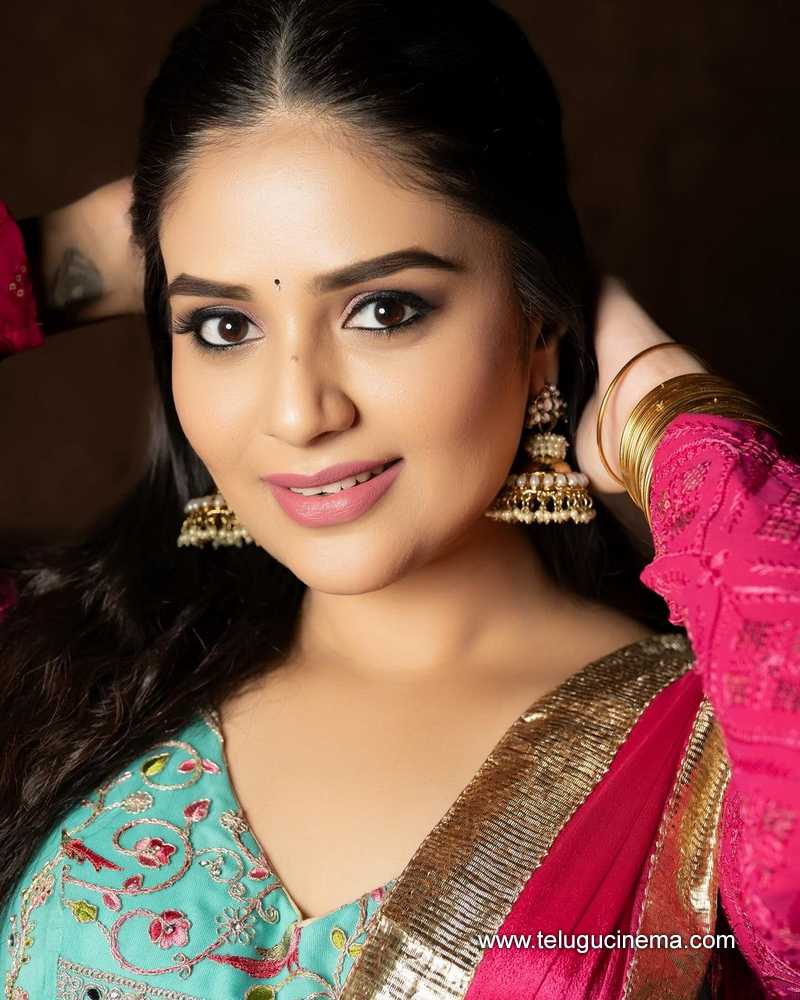 sremukhi stills 160524 03
