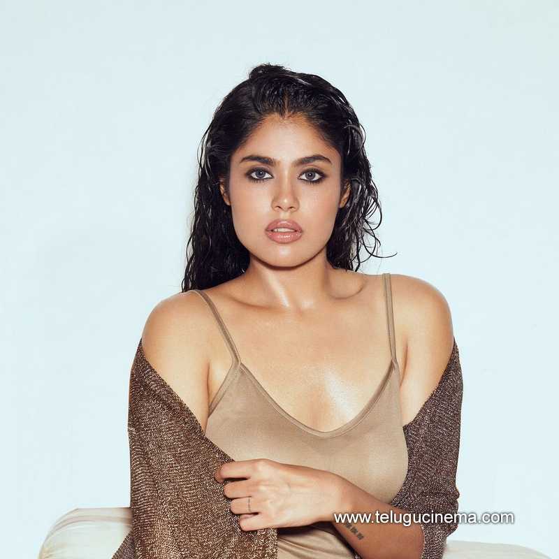 faria stills 040624 02