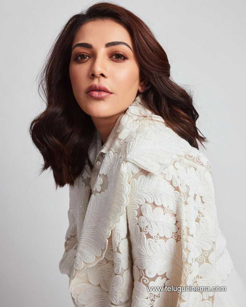 kajal stills 040624 08