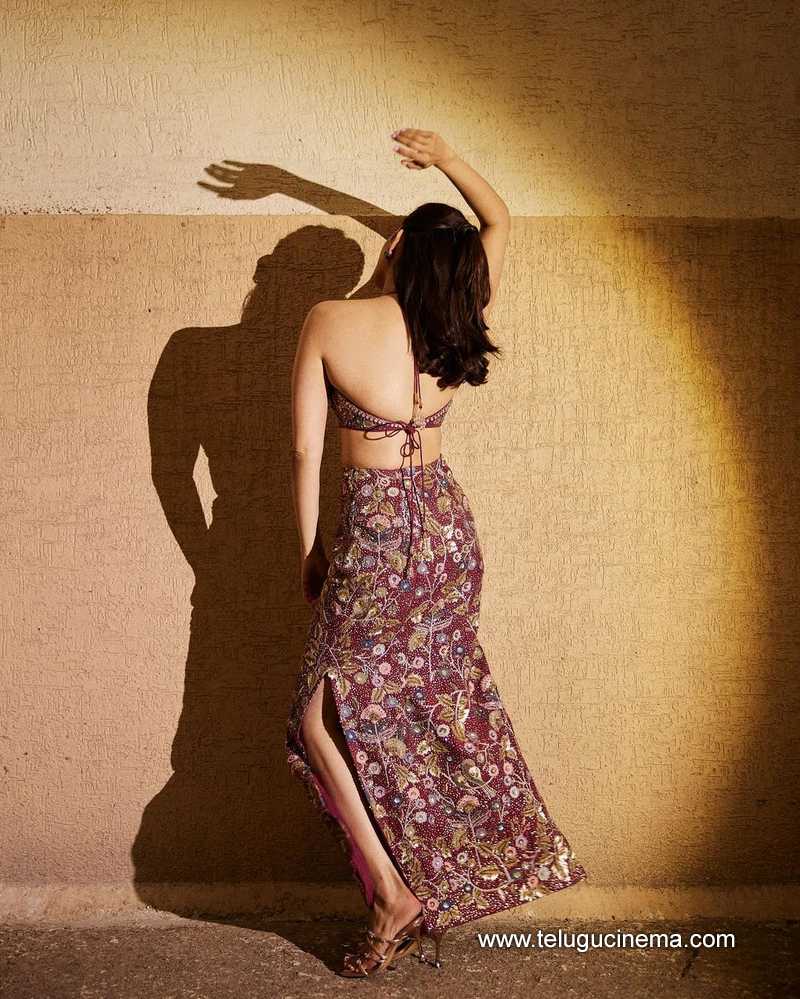 kajal stills 220624 04