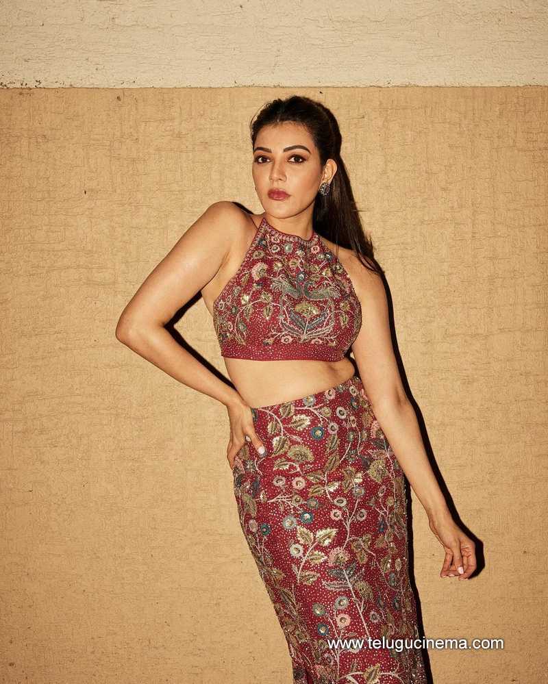 kajal stills 220624 08