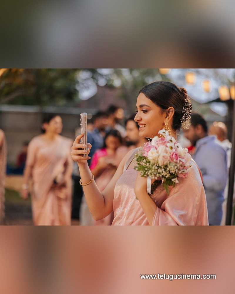 keerthysuresh stills 130624 08
