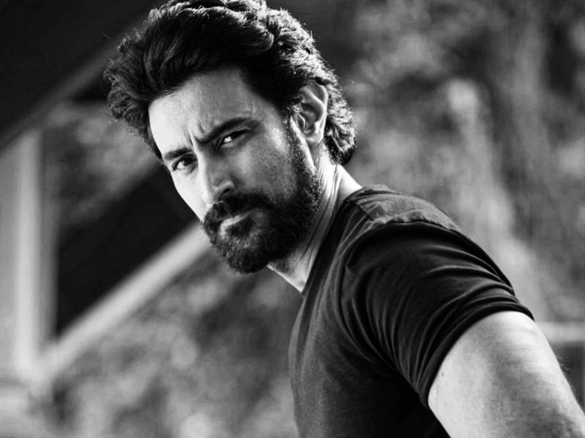 Kunal Kapoor joins the team of Vishwambhara | Telugu Cinema