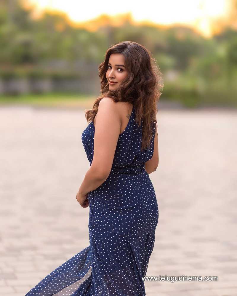 Pujitha in a dotted gown | Telugu Cinema