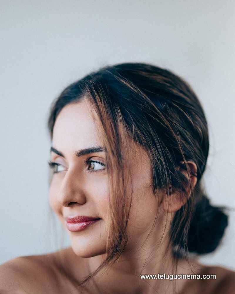rakul stills 250624 03 1
