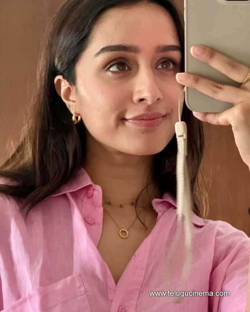 shraddha stills 310624 03