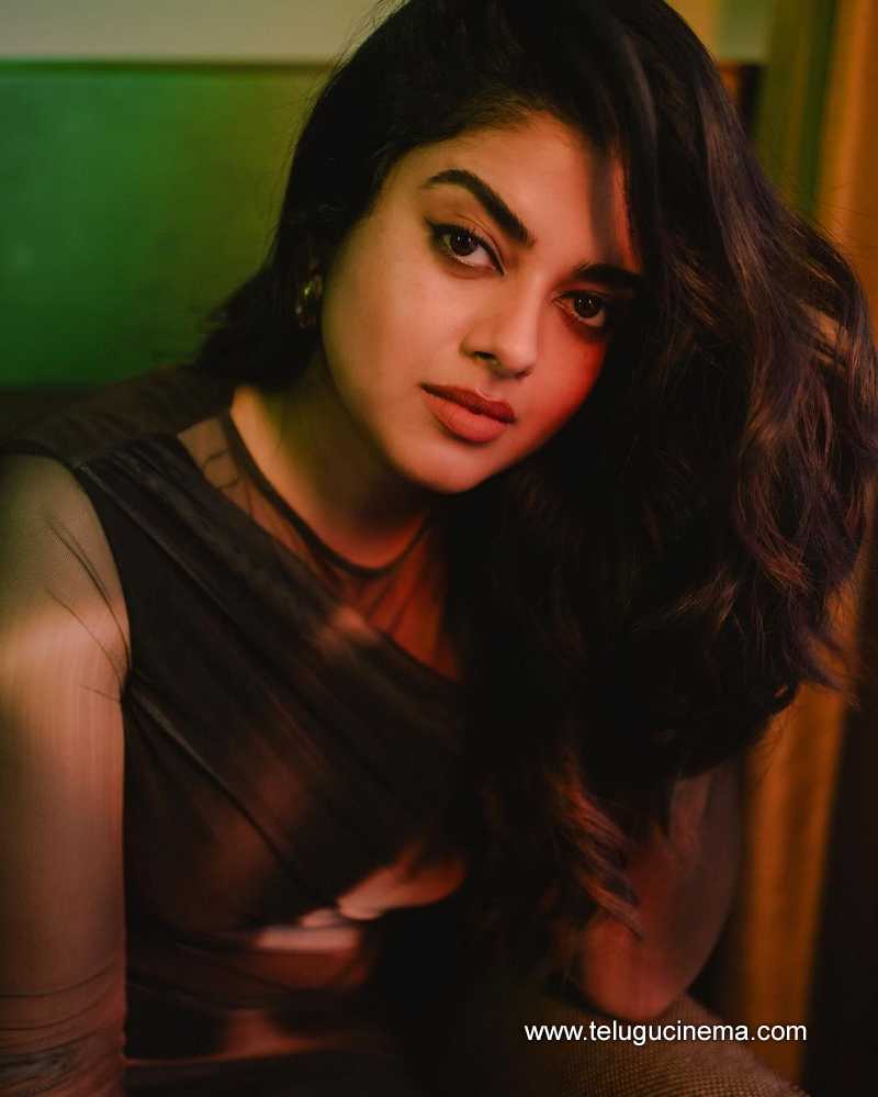 siddhi stills 150624 04