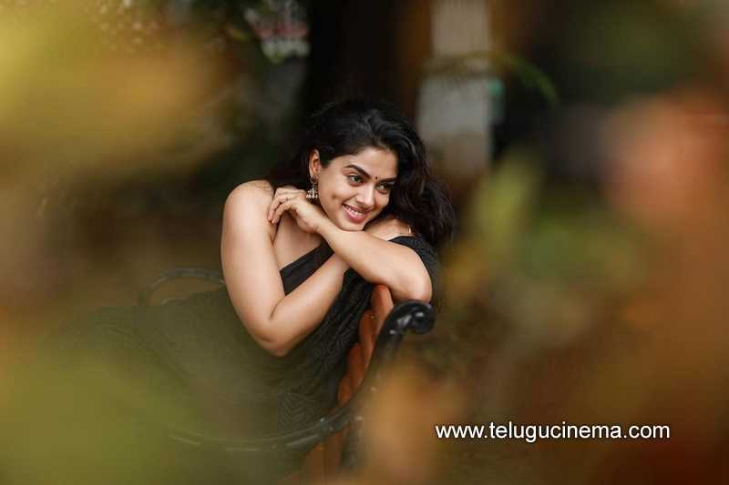 siddhi stills 200624 06