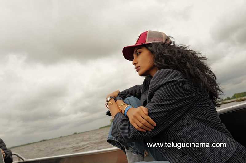 sobhitha stills 130624 05