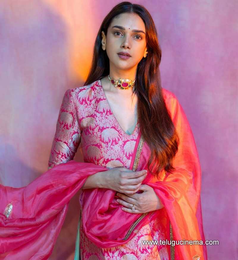 aditya stills 100724 03