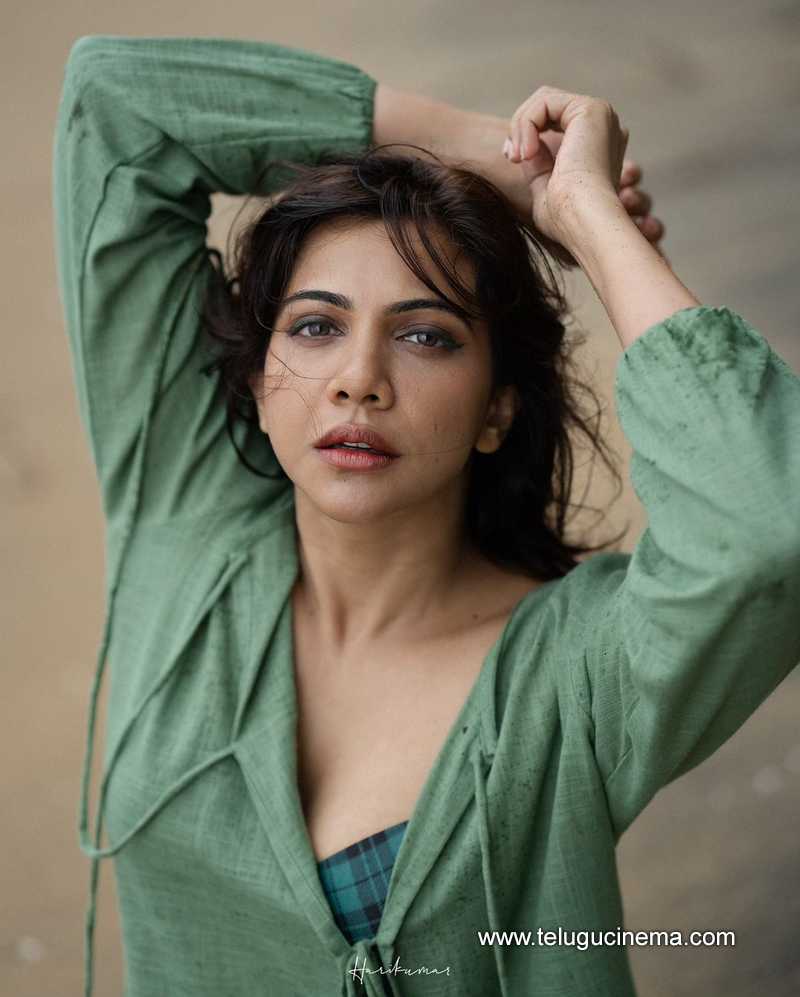 Madonna Sebastian’s beachside photoshoot Telugu Cinema