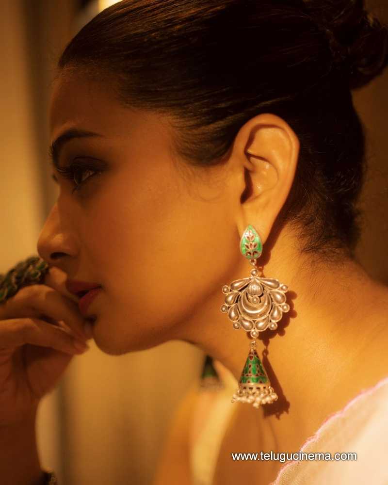 priyamani stills 220724 09