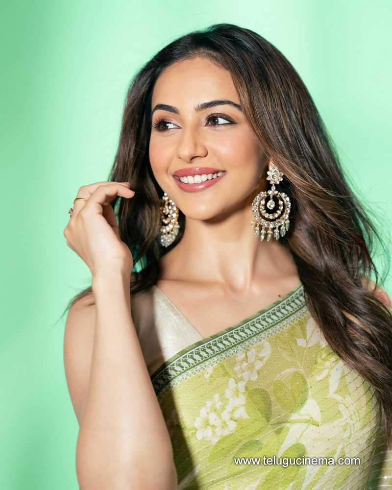 rakul stills 240724 02
