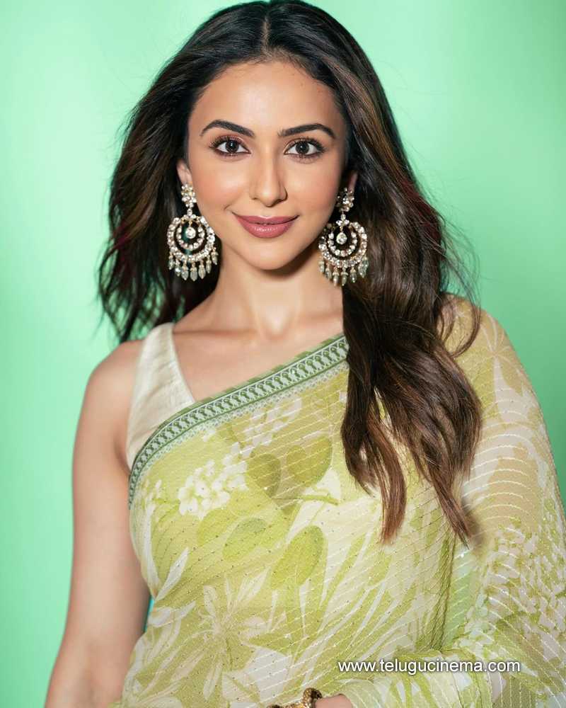 rakul stills 240724 04