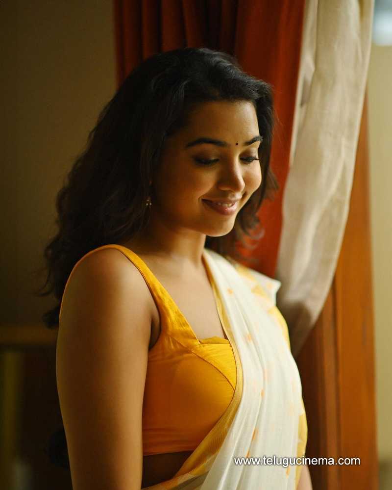 shivathmika stills 310724 04