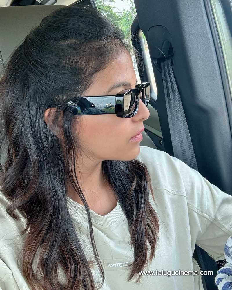 anjali stills 120824 01