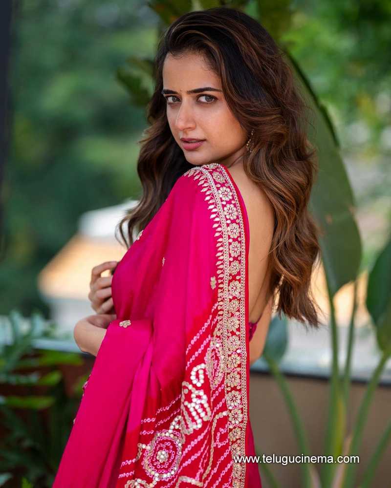 ashika ranganath stills 170824 02