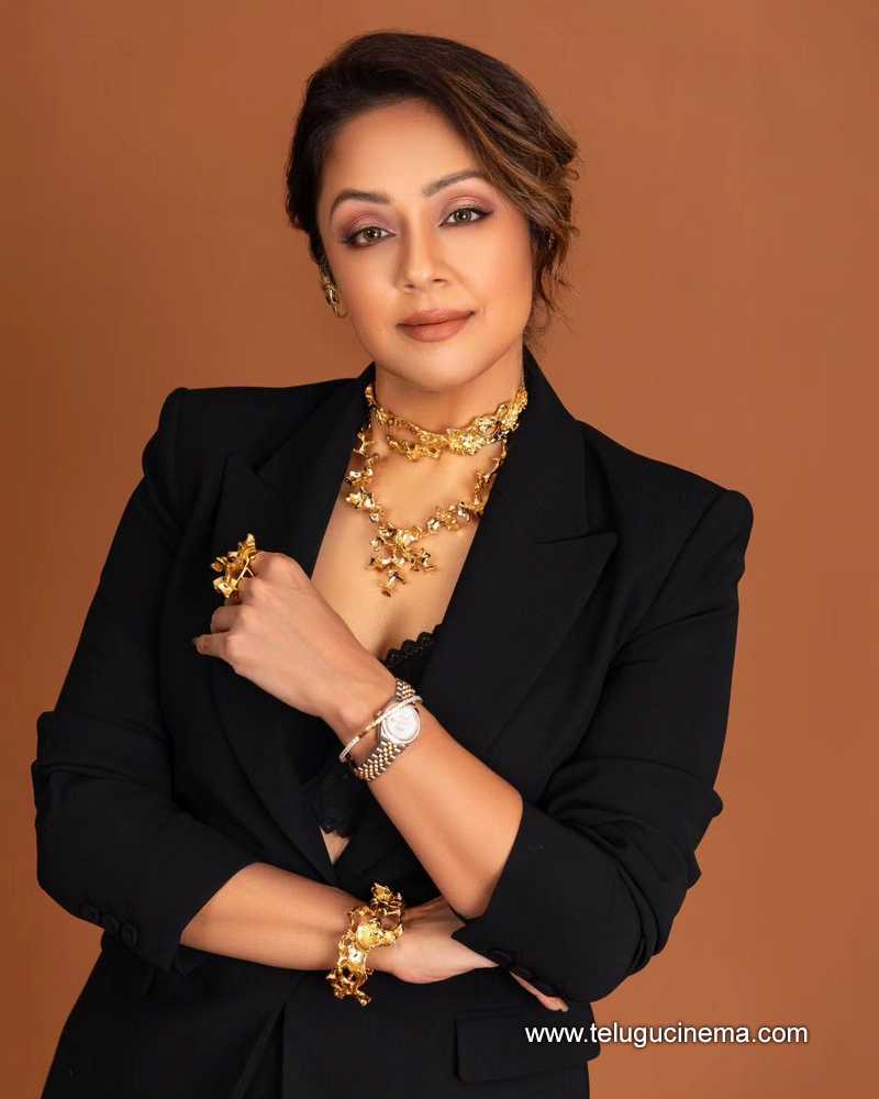 jyothika stills 060824 03