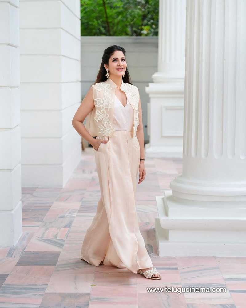 lavanyatripati stills 210824 04