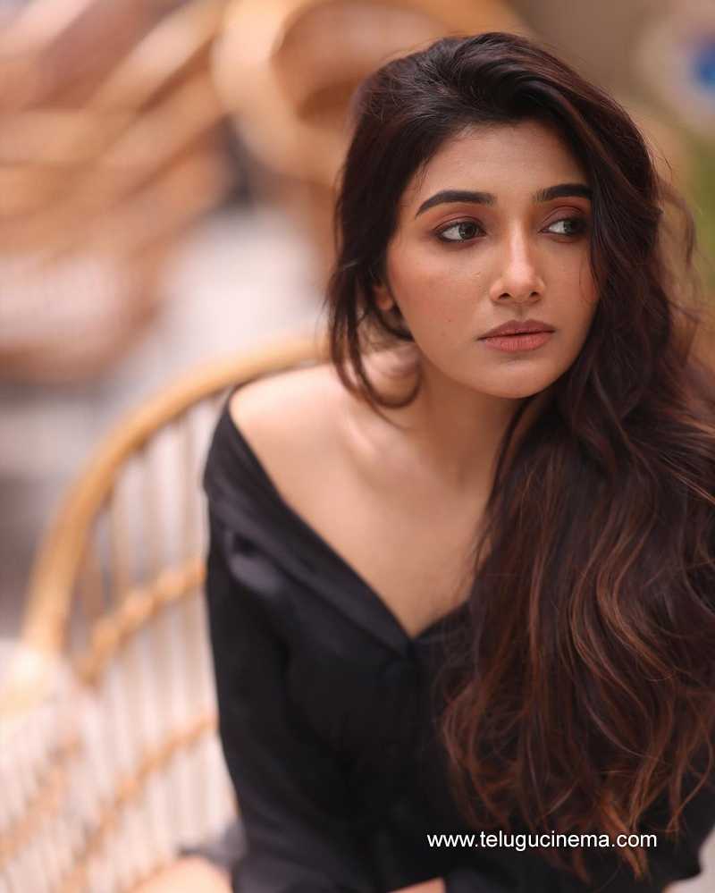 mirrnaa stills 300824 05
