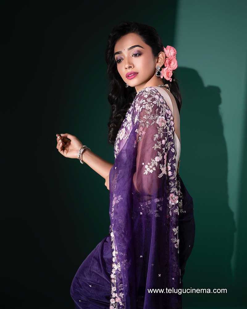 saanve stills 270824 04 1