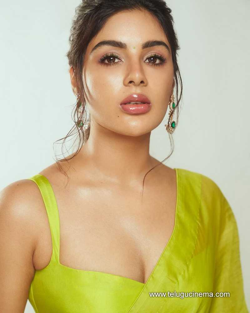 samyuktha agarwal 050824 03