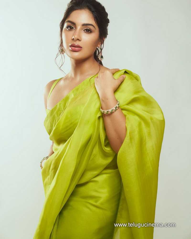 samyuktha agarwal 050824 04