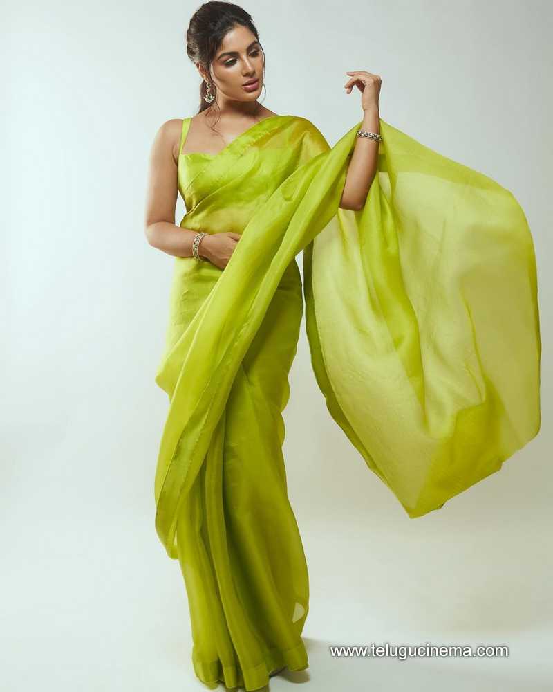 samyuktha agarwal 050824 07